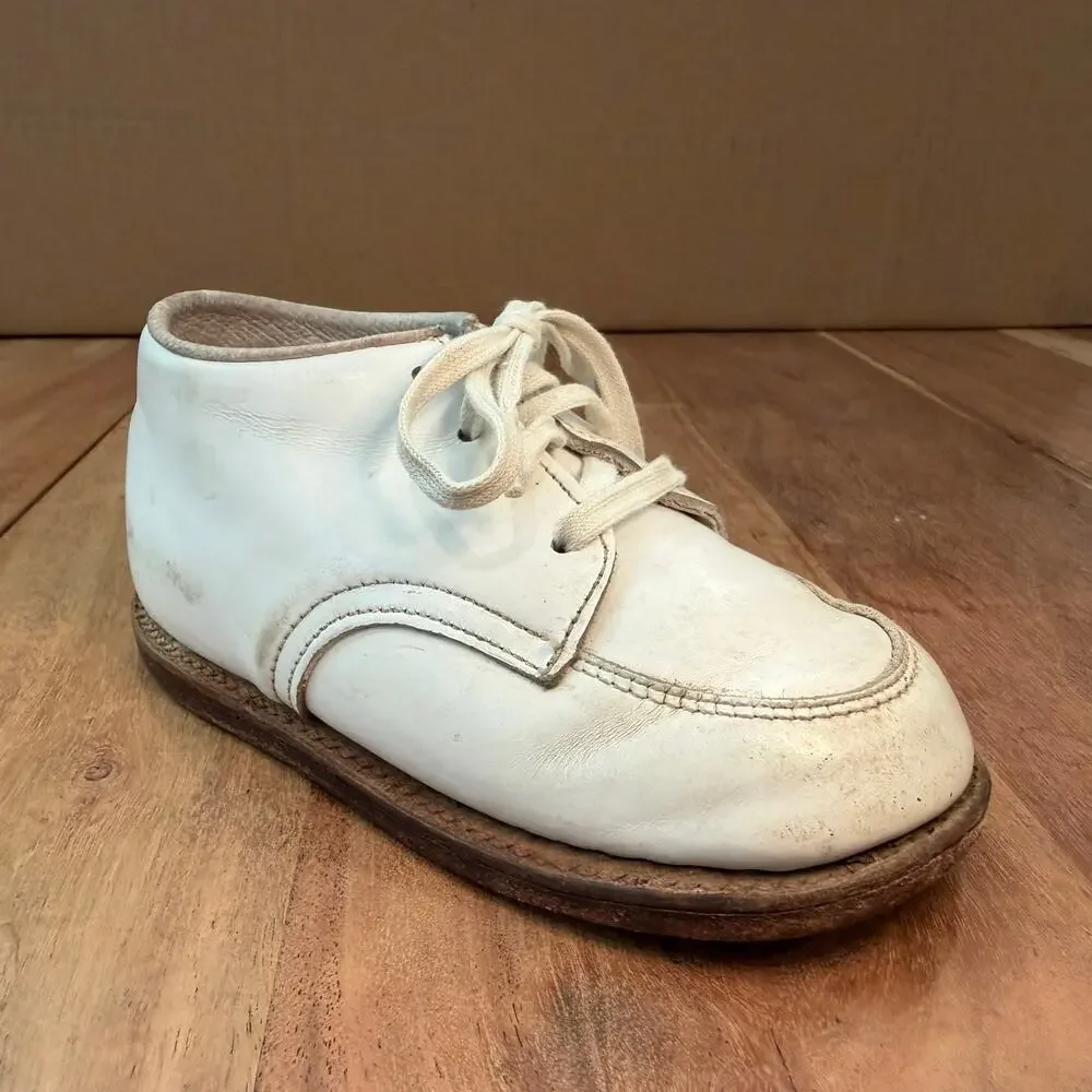 VINTAGE Baby / Toddler 18-24 Months Size 6.5D White Leather Walking Shoes